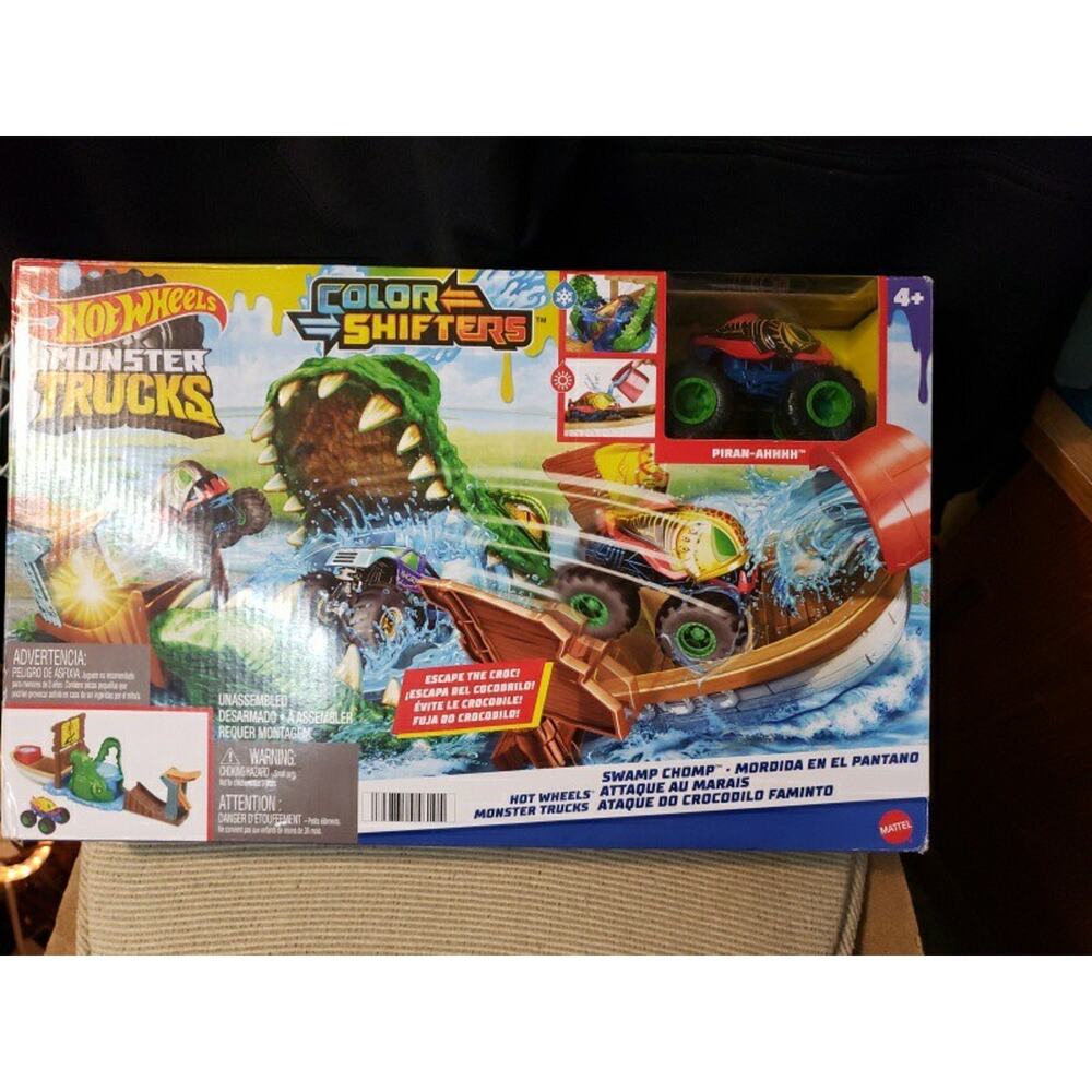 Hot Wheels Monster Trucks Color Shifters playset Swamp Chomp w/ Piran-Ahhhh